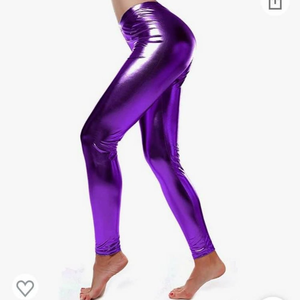 New sealed in package Women large Purple Leggings Wet Look Metallic pants